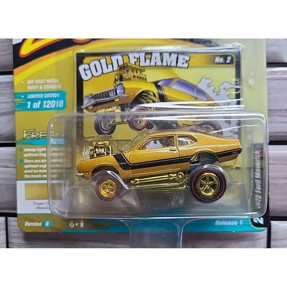 New 2023 Johnny Lighting‎ Zingers Gold Flame 1:64 - 1972 Ford Maverick Toy Car